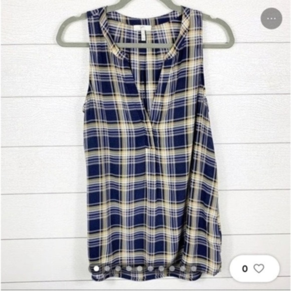 Joie Aruna Split Neck Sleeveless Silk Blouse
Plaid size medium M